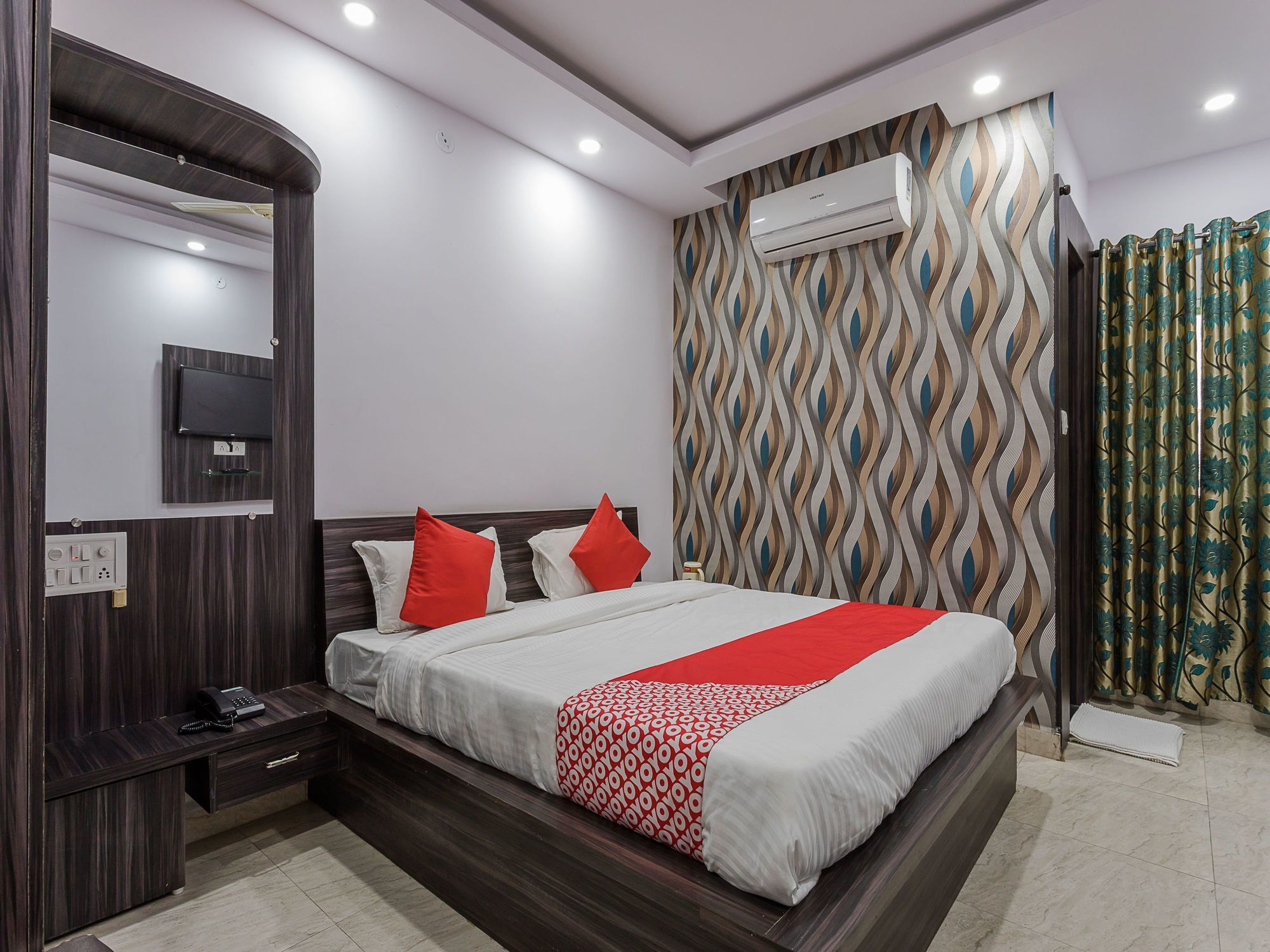 Hotel Treebo Trend Bharat Regency à Bhopal Extérieur photo